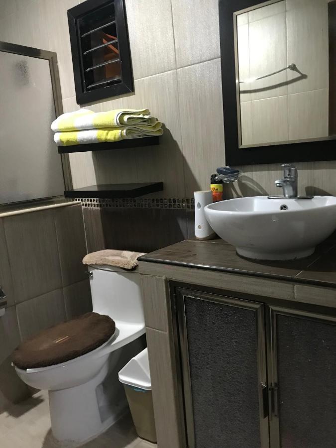 Appartamento Casa Lili 2: Luxurious/Amplio/Hot Water/Economic/Wifi/Tv Valladolid  Esterno foto